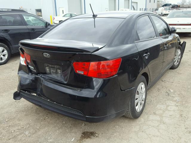 KNAFT4A2XC5479931 - 2012 KIA FORTE LX BLACK photo 4