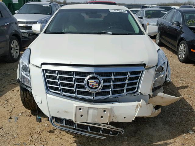 2G61P5S37D9132756 - 2013 CADILLAC XTS LUXURY WHITE photo 9