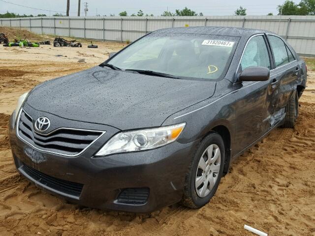 4T1BF3EK2AU054375 - 2010 TOYOTA CAMRY BASE CHARCOAL photo 2