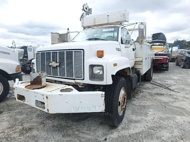 1GBM7H1J0TJ108320 - 1996 CHEVROLET KODIAK C7H WHITE photo 2