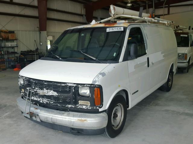 1GCFG25W1Y1266292 - 2000 CHEVROLET EXPRESS G2 WHITE photo 2