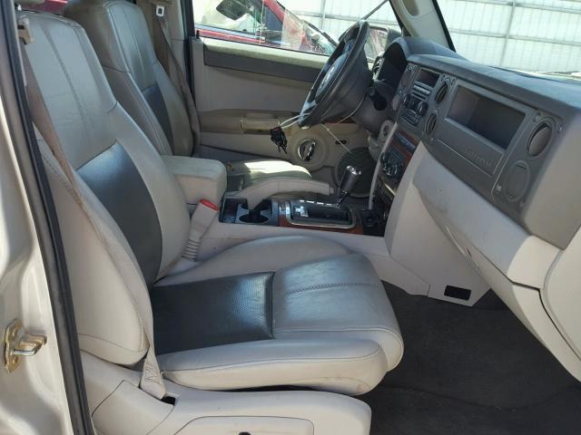 1J8HG58266C363727 - 2006 JEEP COMMANDER SILVER photo 5