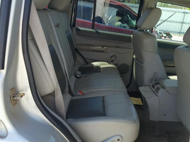 1J8HG58266C363727 - 2006 JEEP COMMANDER SILVER photo 6