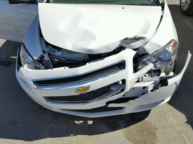 1G1ZB5E07CF110366 - 2012 CHEVROLET MALIBU LS 白色 照片 7