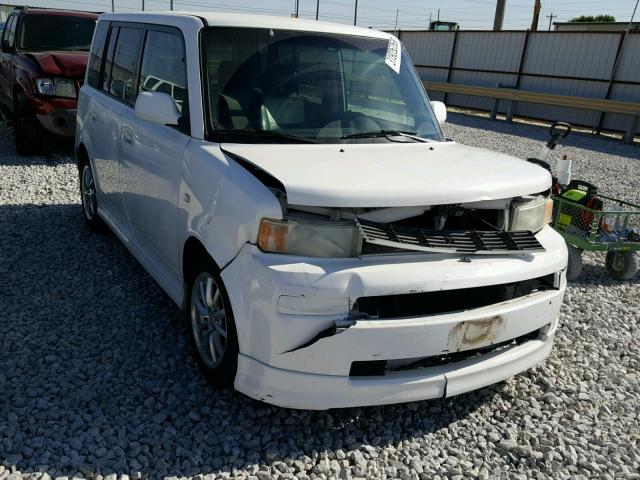 JTLKT324264037185 - 2006 TOYOTA SCION XB WHITE photo 1