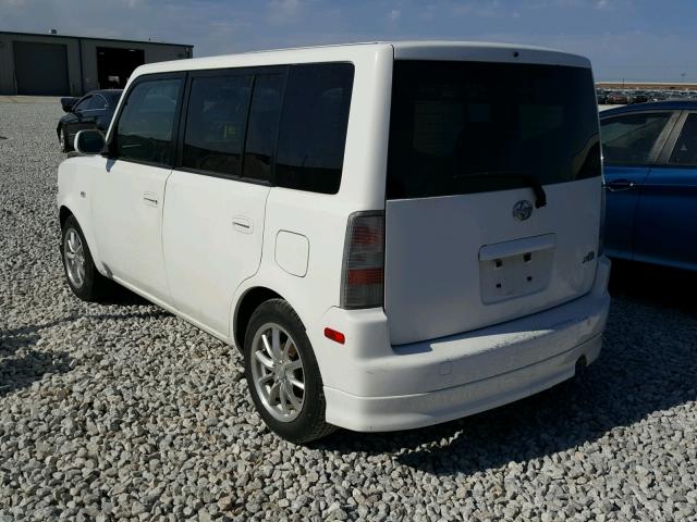 JTLKT324264037185 - 2006 TOYOTA SCION XB WHITE photo 3