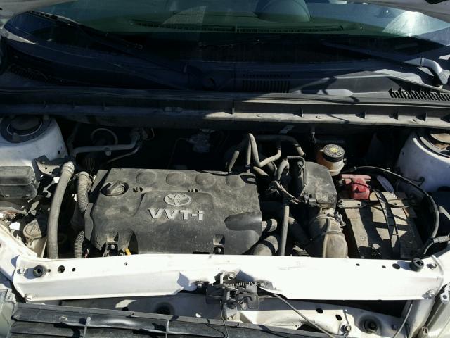 JTLKT324264037185 - 2006 TOYOTA SCION XB WHITE photo 7