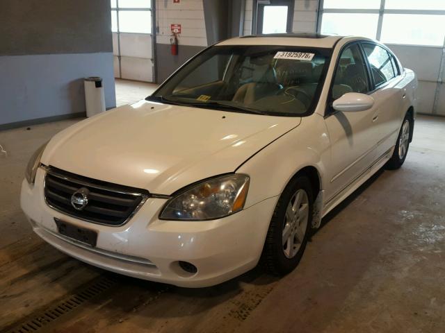 1N4AL11D62C196021 - 2002 NISSAN ALTIMA BAS WHITE photo 2