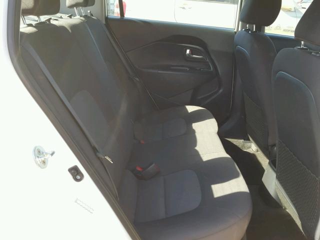 KNADM4A39G6689501 - 2016 KIA RIO LX Սպիտակ լուսանկար 6