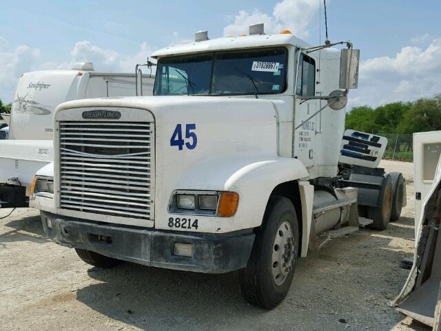 1FUYDCYB8YLH13622 - 2000 FREIGHTLINER CONVENTION WHITE photo 2