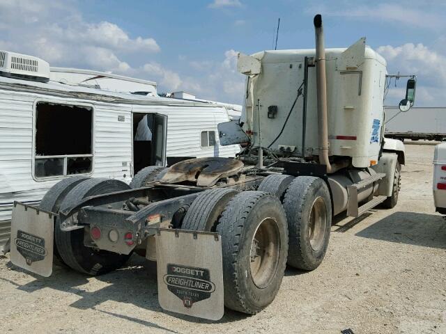 1FUYDCYB8YLH13622 - 2000 FREIGHTLINER CONVENTION WHITE photo 4