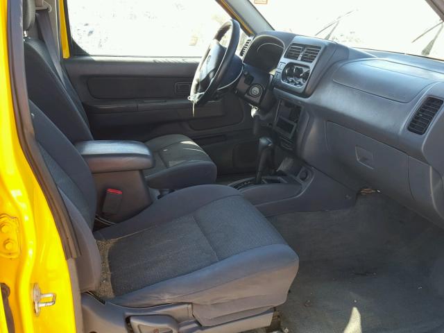 1N6ED27YX1C372055 - 2001 NISSAN FRONTIER C YELLOW photo 5