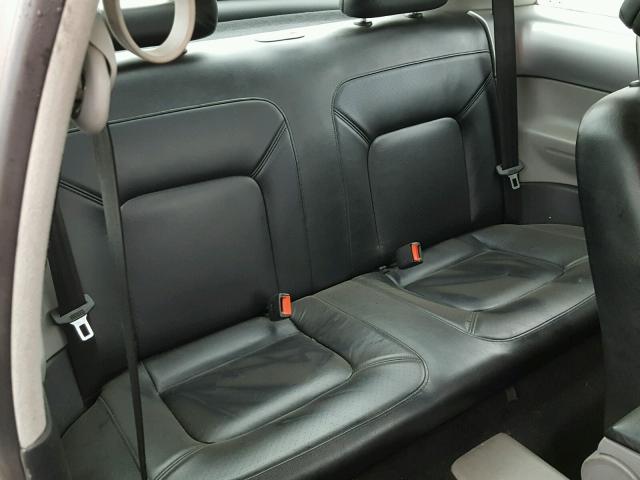 3VWDD21C9YM449127 - 2000 VOLKSWAGEN NEW BEETLE 银色 照片 6