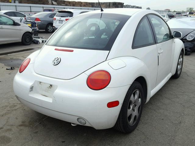 3VWCK21C02M400228 - 2002 VOLKSWAGEN NEW BEETLE 白色 照片 4