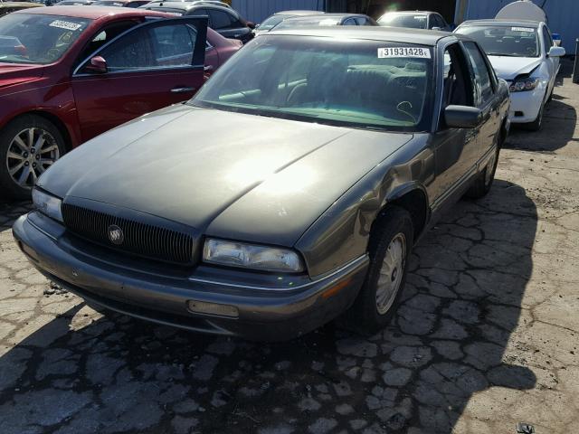 2G4WB52K3T1448155 - 1996 BUICK REGAL CUST GRAY photo 2