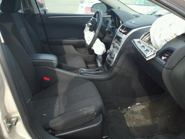 1G1ZH57B99F246858 - 2009 CHEVROLET MALIBU 1LT 金色 照片 5