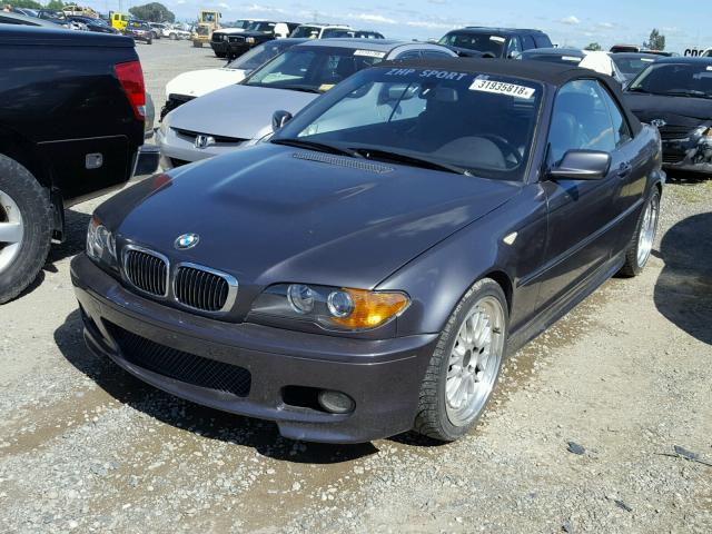 WBABW53495PL49818 - 2005 BMW 330 CI GRAY photo 2