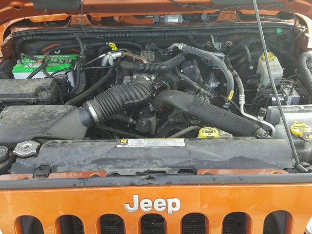 1J4BA5H16BL507156 - 2011 JEEP WRANGLER U ORANGE photo 7