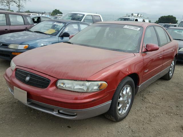 2G4WF5213W1414572 - 1998 BUICK REGAL GS RED photo 2