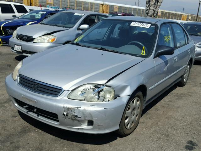 2HGEJ6619YH568889 - 2000 HONDA CIVIC BASE SILVER photo 2