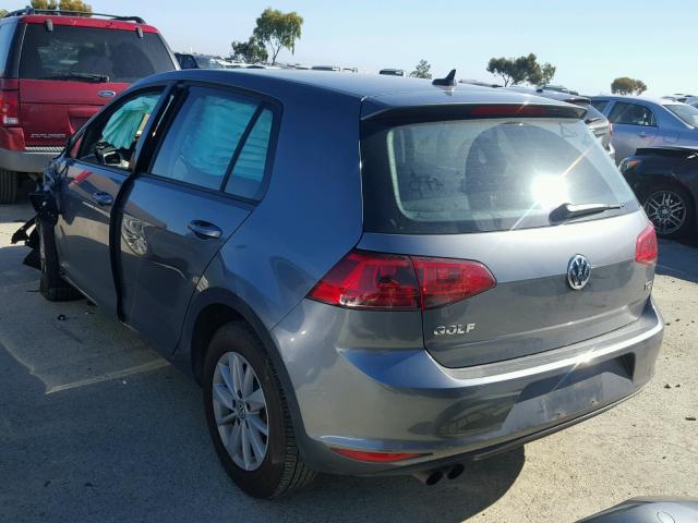 3VW217AU8HM000852 - 2017 VOLKSWAGEN GOLF S GRAY photo 3