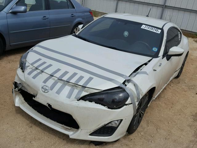 JF1ZNAA17D1727759 - 2013 TOYOTA SCION FR-S თეთრი ფოტო 2