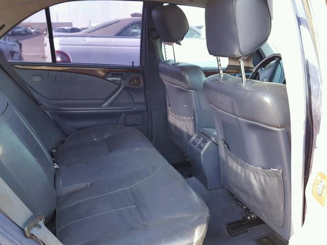 WDBJF70J71B297793 - 2001 MERCEDES-BENZ E 430 BLUE photo 6