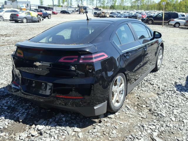 1G1RB6E45DU138818 - 2013 CHEVROLET VOLT BLACK photo 4