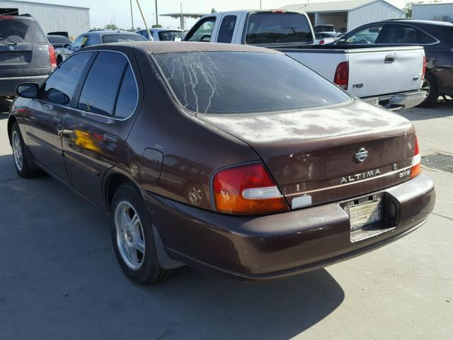 1N4DL01D6WC106444 - 1998 NISSAN ALTIMA XE BROWN photo 3