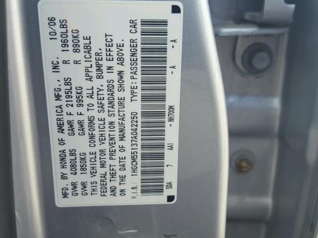 1HGCM55137A042250 - 2007 HONDA ACCORD VAL SILVER photo 10