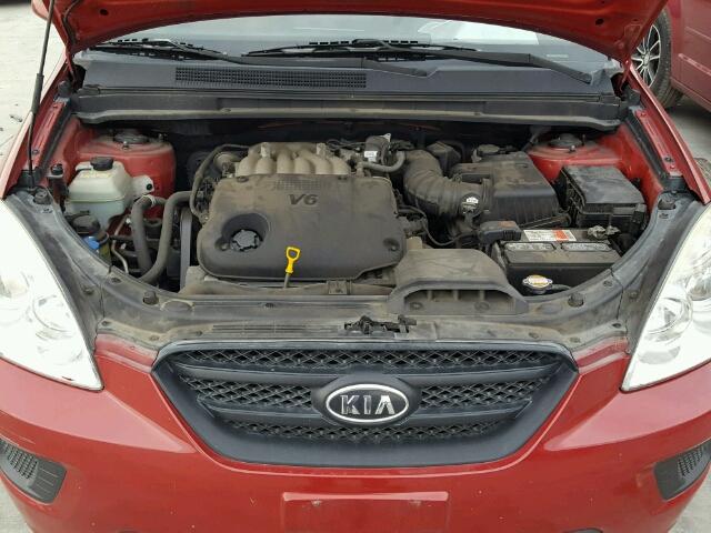 KNAFG526387197704 - 2008 KIA RONDO LX BURGUNDY photo 7