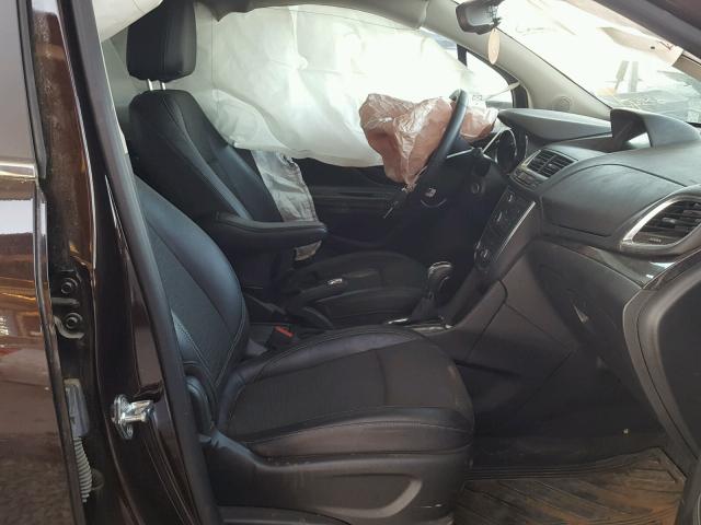 KL4CJASB7FB229006 - 2015 BUICK ENCORE BROWN photo 5