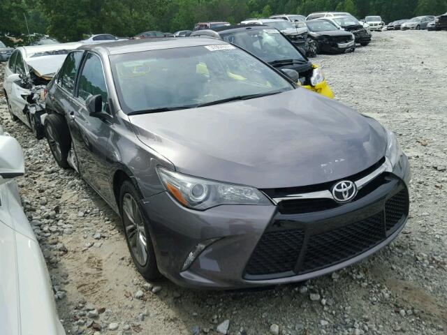4T1BF1FK0HU273431 - 2017 TOYOTA CAMRY LE GRAY photo 1