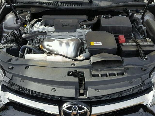 4T1BF1FK0HU273431 - 2017 TOYOTA CAMRY LE GRAY photo 7