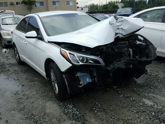 5NPE24AFXFH118921 - 2015 HYUNDAI SONATA SE WHITE photo 1