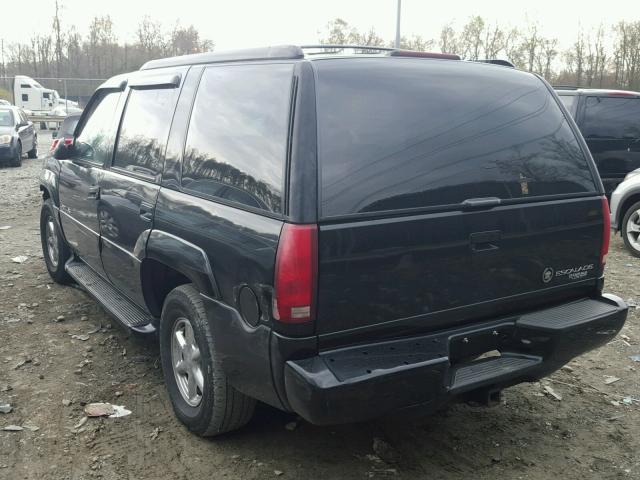 1GYEK13R2YR127804 - 2000 CADILLAC ESCALADE BLACK photo 3