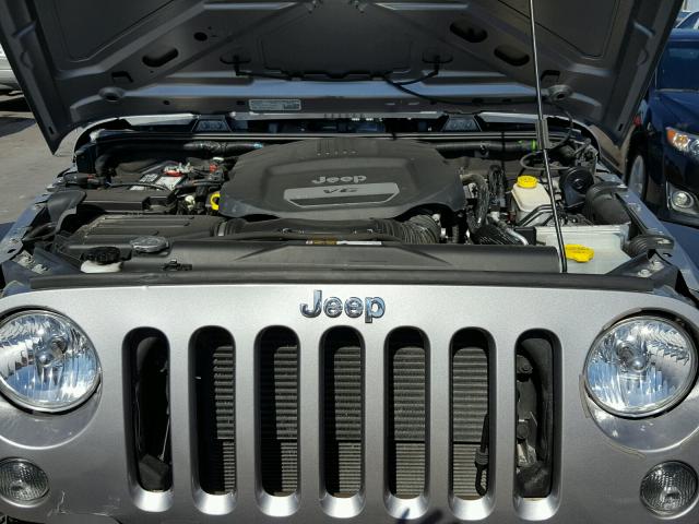 1C4AJWAG8EL252679 - 2014 JEEP WRANGLER S GRAY photo 7
