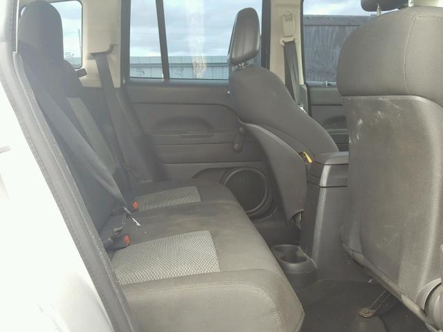 1J4FF47B99D200737 - 2009 JEEP COMPASS SP SILVER photo 6