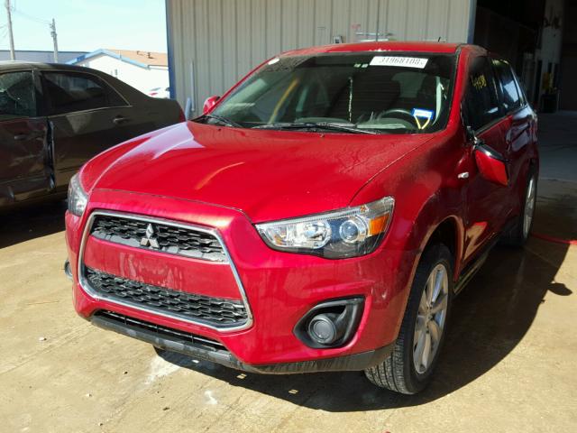 4A4AP3AU3FE046526 - 2015 MITSUBISHI OUTLANDER RED photo 2