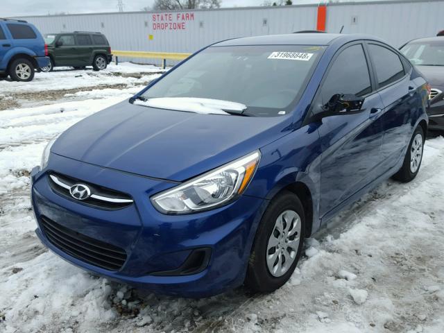 KMHCT4AE3GU044885 - 2016 HYUNDAI ACCENT SE BLUE photo 2