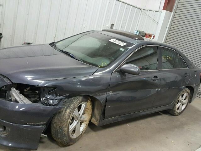 4T1BF3EK7BU209794 - 2011 TOYOTA CAMRY BASE GRAY photo 9