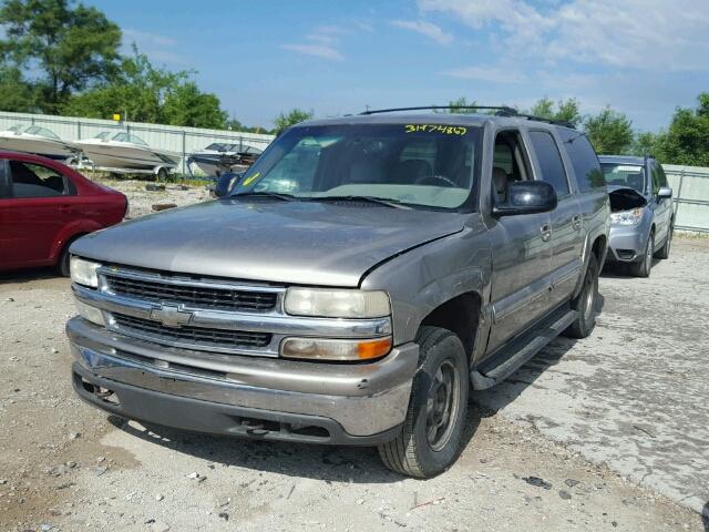 3GNFK16TX1G142307 - 2001 CHEVROLET SUBURBAN K SILVER photo 2