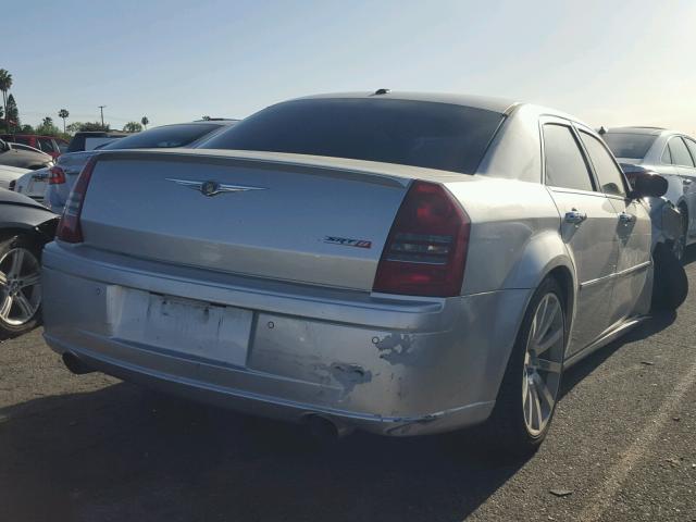 2C3LA73W86H421380 - 2006 CHRYSLER 300C SRT-8 SILVER photo 4