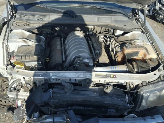 2C3LA73W86H421380 - 2006 CHRYSLER 300C SRT-8 SILVER photo 7