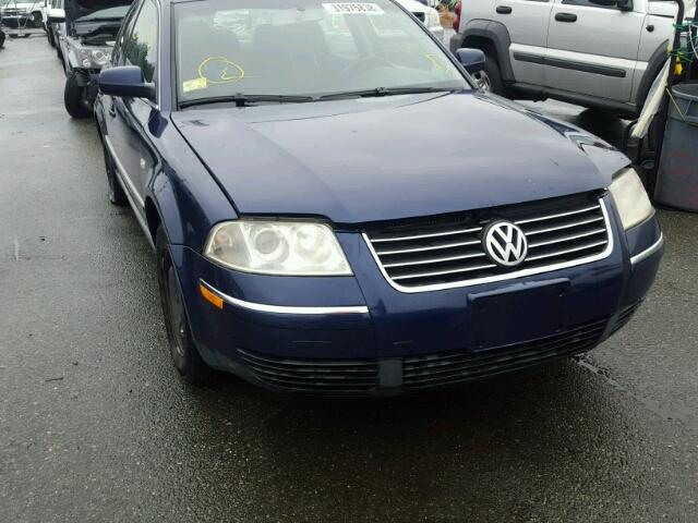 WVWMD63B84P041575 - 2004 VOLKSWAGEN PASSAT GL BLUE photo 9