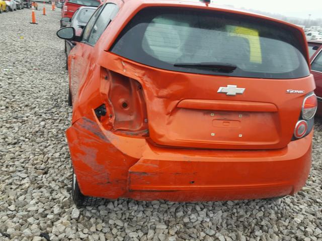 1G1JA6SH7C4133786 - 2012 CHEVROLET SONIC LS ORANGE photo 9