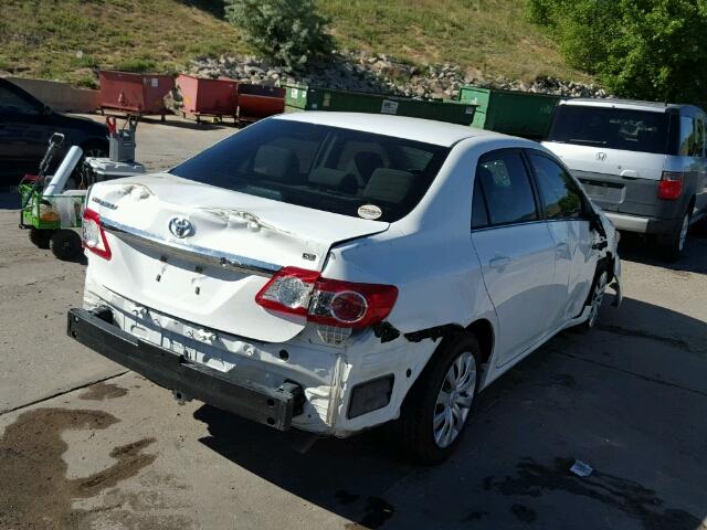 5YFBU4EE5DP090928 - 2013 TOYOTA COROLLA BA WHITE photo 4