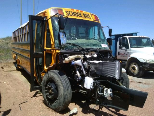 4UZABRDT9GCGX3786 - 2016 FREIGHTLINER CHASSIS B2 YELLOW photo 1