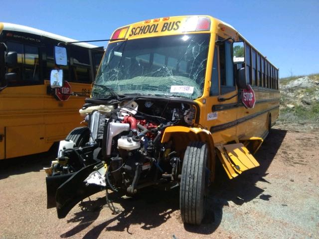 4UZABRDT9GCGX3786 - 2016 FREIGHTLINER CHASSIS B2 YELLOW photo 2