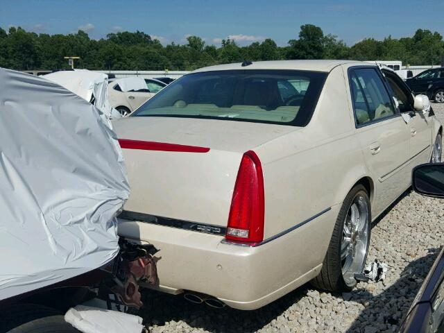 1G6KD57Y38U107735 - 2008 CADILLAC DTS WHITE photo 4